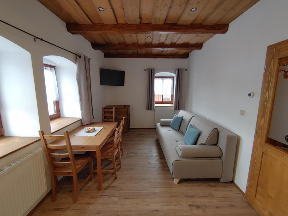 U Mikesu Apartman Vyšší Brod Kültér fotó